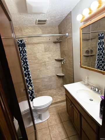 8100 Gardner Road, Chandler, IN 47610