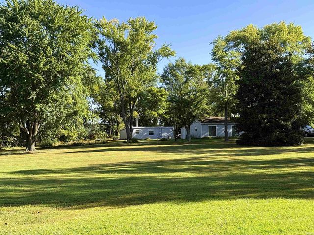 8100 Gardner Road, Chandler, IN 47610