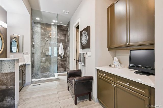 9060 E Harvard Avenue, Denver, CO 80231