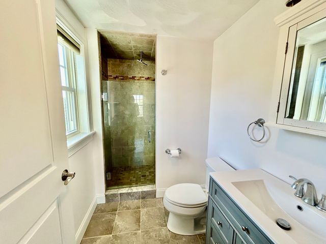 185 Essex Street 4D, Melrose, MA 02176