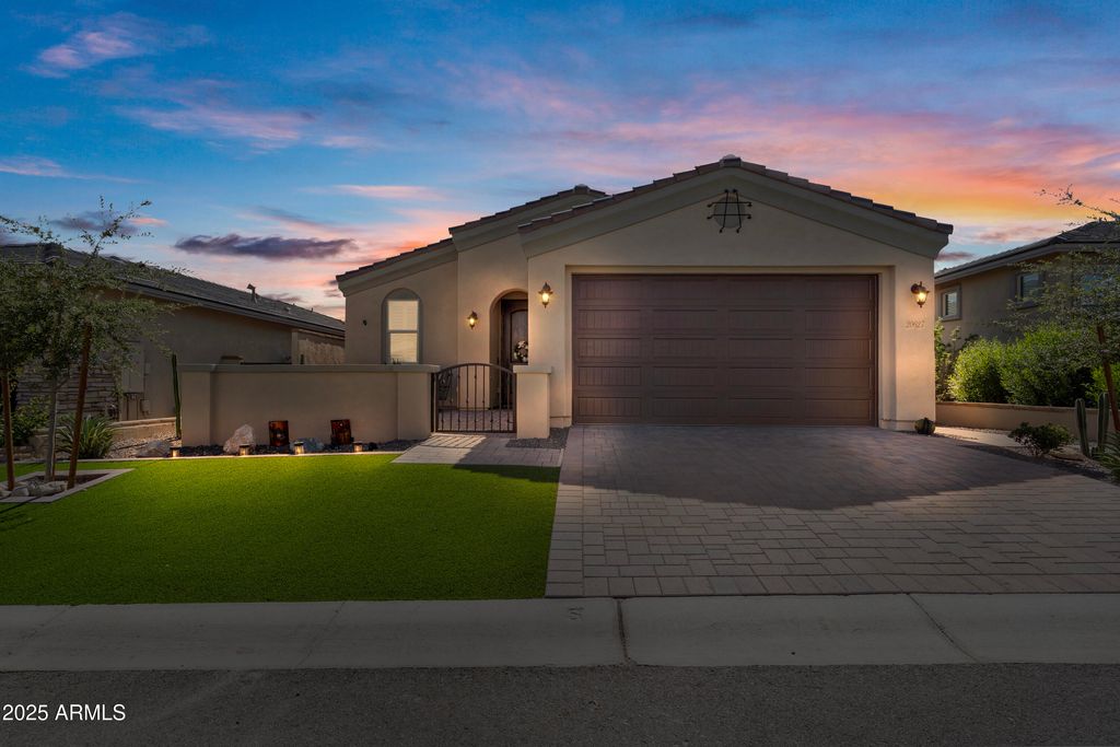20627 W LUKE Avenue, Buckeye, AZ 85396