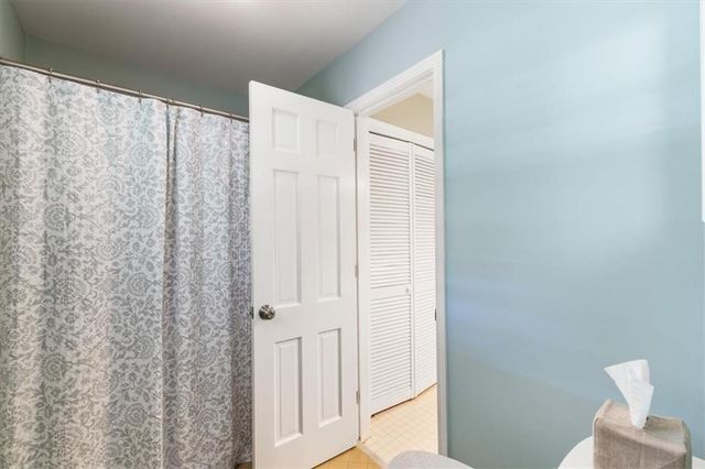 2266 Winding Woods Drive, Tucker, GA 30084
