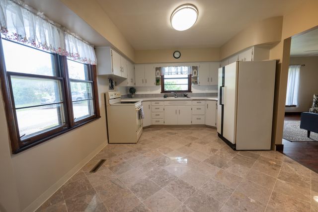4241 136th Avenue, Holland, MI 49424