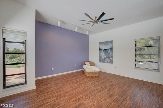 1215 Caloosa DR, Fort Myers, FL 33901