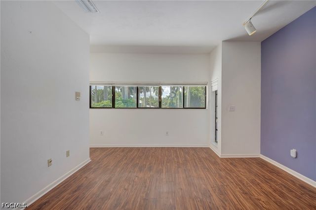 1215 Caloosa DR, Fort Myers, FL 33901