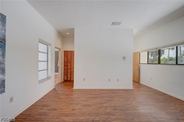 1215 Caloosa DR, Fort Myers, FL 33901