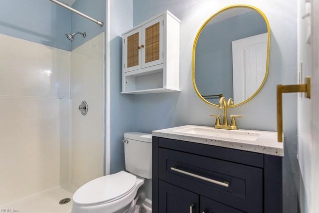 13025 Green Grove LN, Newport News, VA 23608