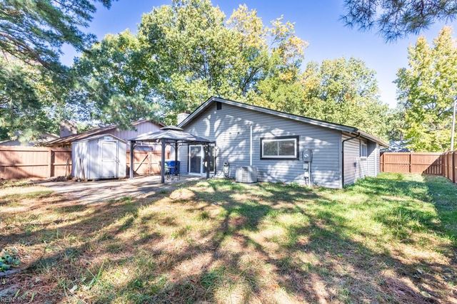 13025 Green Grove LN, Newport News, VA 23608