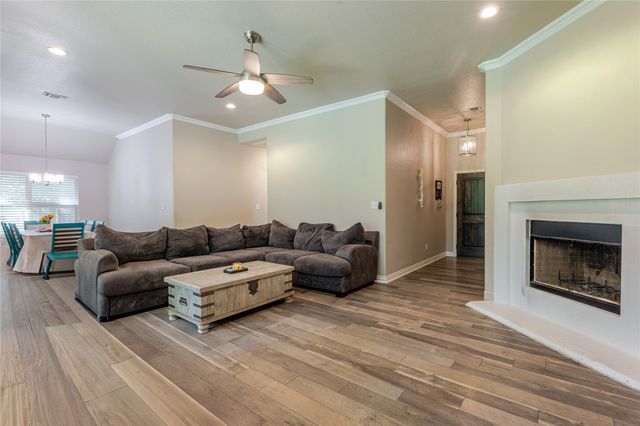 4016 Cherokee Court, Granbury, TX 76048