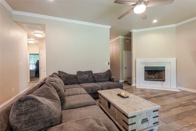 4016 Cherokee Court, Granbury, TX 76048