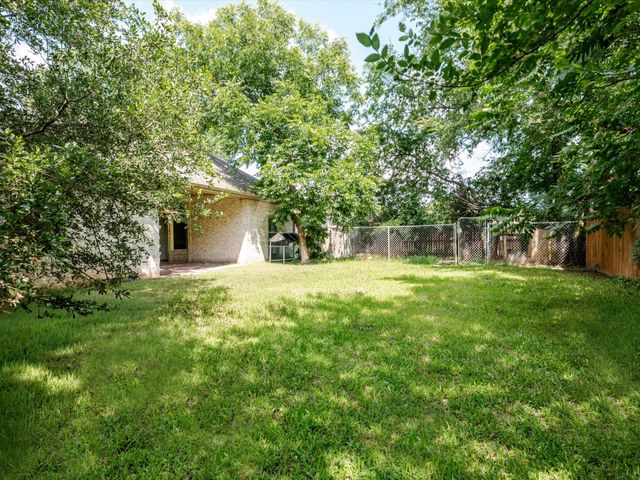 4016 Cherokee Court, Granbury, TX 76048