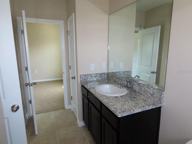 8725 DAYDREAM STREET, Sarasota, FL 34238