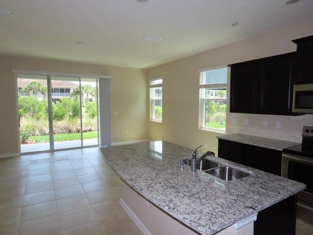 8725 DAYDREAM STREET, Sarasota, FL 34238