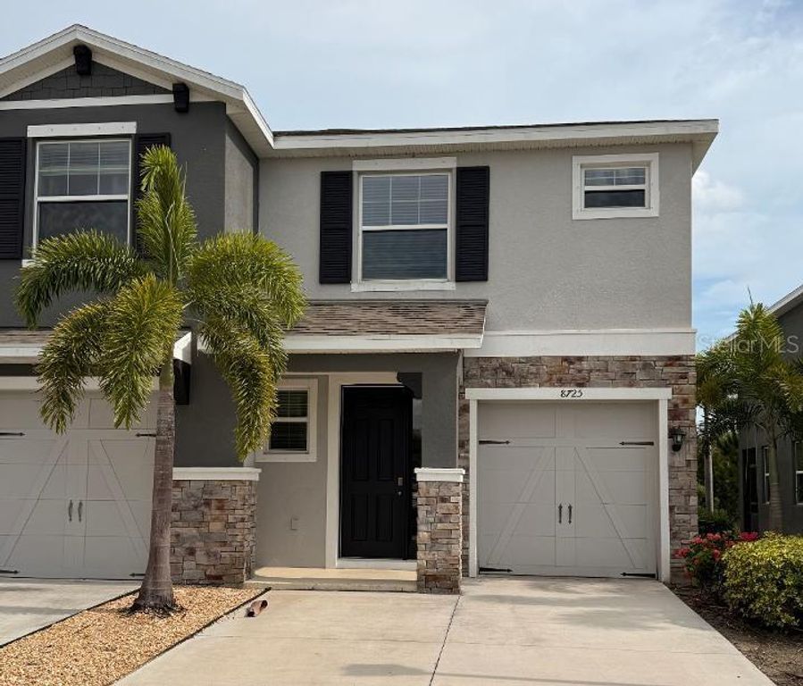 8725 DAYDREAM STREET, Sarasota, FL 34238