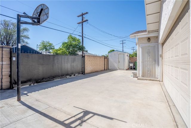 8161 Laurel Canyon Boulevard, North Hollywood, CA 91605