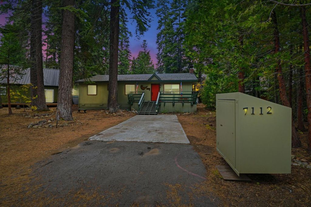 7112 10th Ave, Tahoma, CA 96142