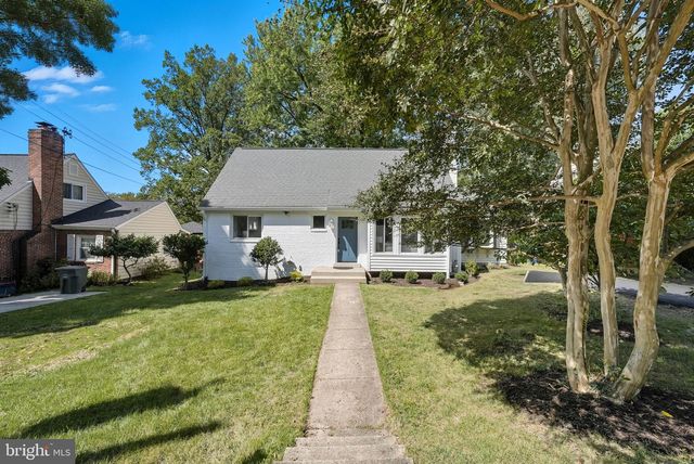 492 N LATHAM ST, Alexandria, VA 22304