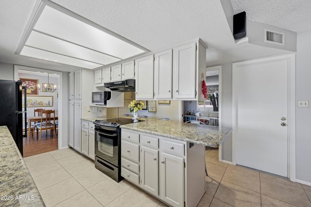 4806 S Kachina Drive, Tempe, AZ 85282