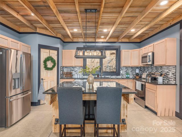 55 Dean Riddle Drive, Waynesville, NC 28785