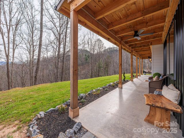 55 Dean Riddle Drive, Waynesville, NC 28785
