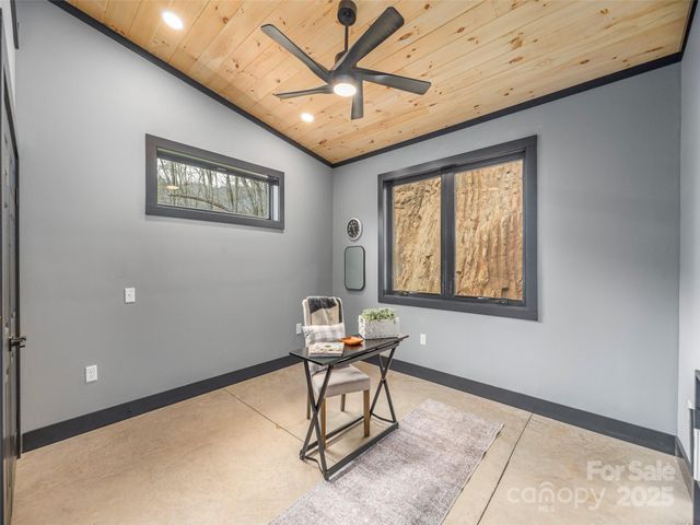 55 Dean Riddle Drive, Waynesville, NC 28785