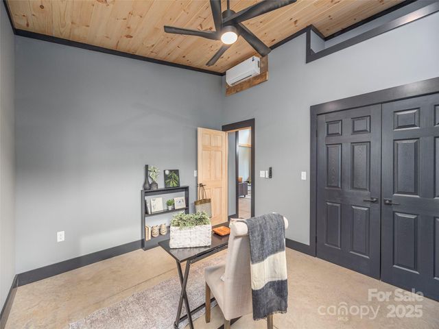 55 Dean Riddle Drive, Waynesville, NC 28785