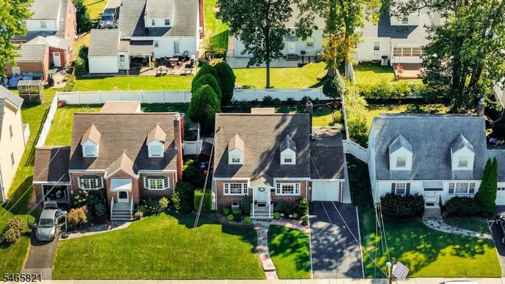 399 Huntington Rd, Union Twp., NJ 07083 — photo 5