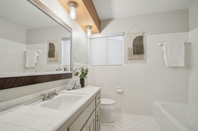 3005 White Rock DR, Austin, TX 78757