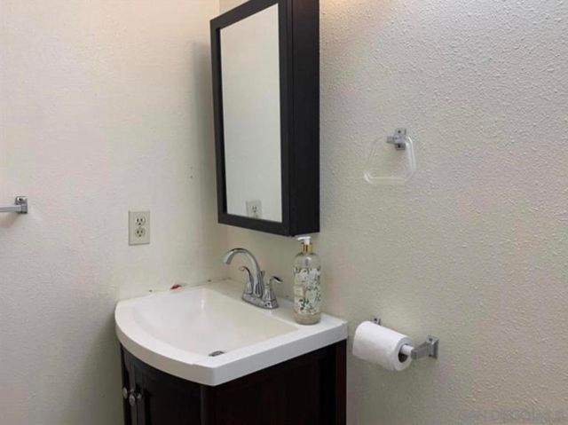 9838 CAMINITO BOLSA, San Diego, CA 92129