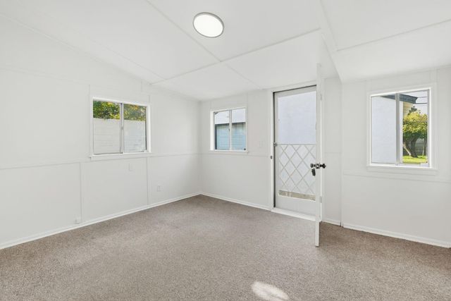 1130 Janey Way, Sacramento, CA 95819