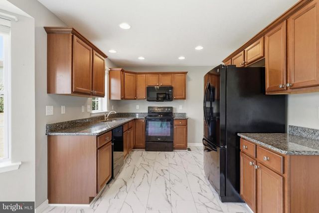 290 N ALPINE DR, York, PA 17408