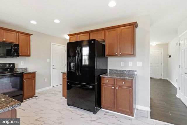 290 N ALPINE DR, York, PA 17408
