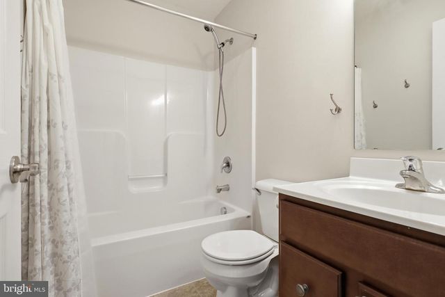290 N ALPINE DR, York, PA 17408