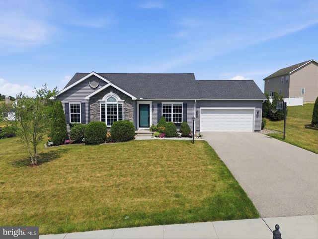 290 N ALPINE DR, York, PA 17408