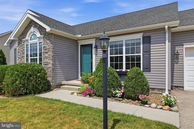 290 N ALPINE DR, York, PA 17408