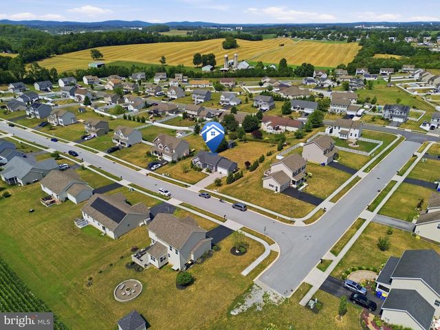 290 N ALPINE DR, York, PA 17408