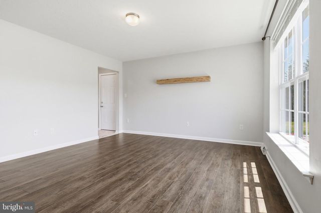 290 N ALPINE DR, York, PA 17408
