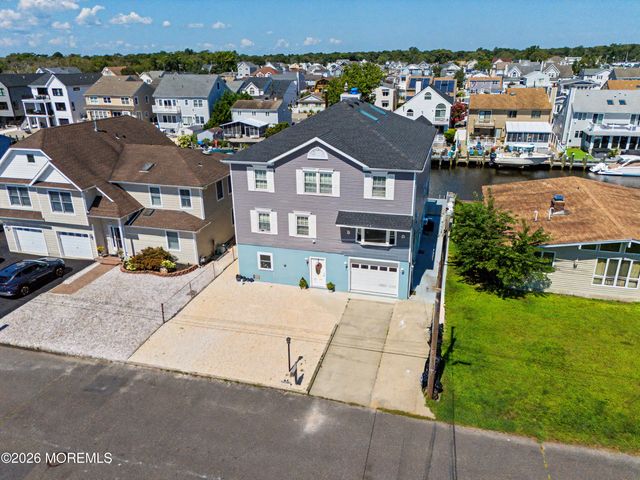 14 Obispo Drive, Brick, NJ 08723