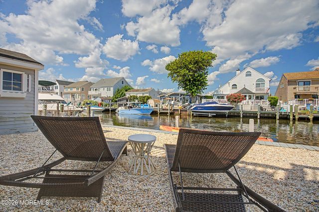 14 Obispo Drive, Brick, NJ 08723