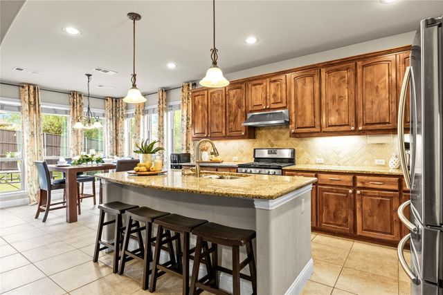 10800 Sexton Drive, Mckinney, TX 75072