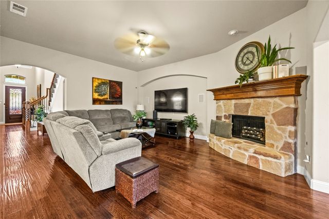 10800 Sexton Drive, Mckinney, TX 75072