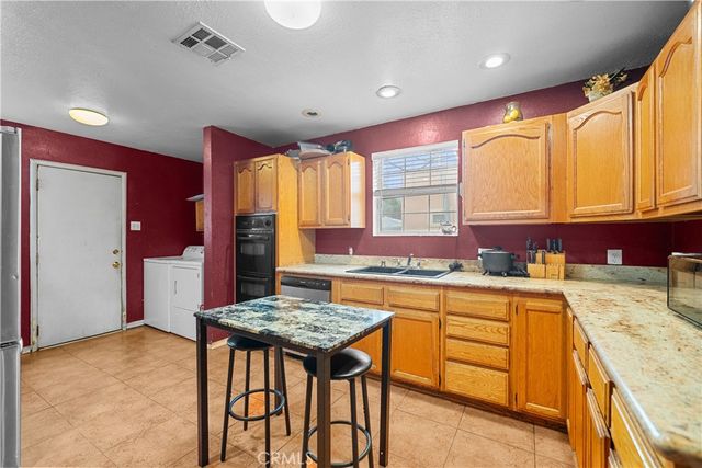5941 4th, Los Angeles, CA 90043