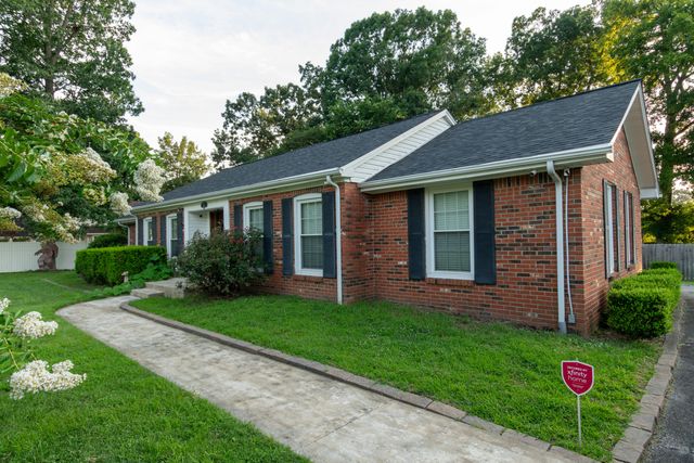 119 Nickell Heights Road, Paducah, KY 42003