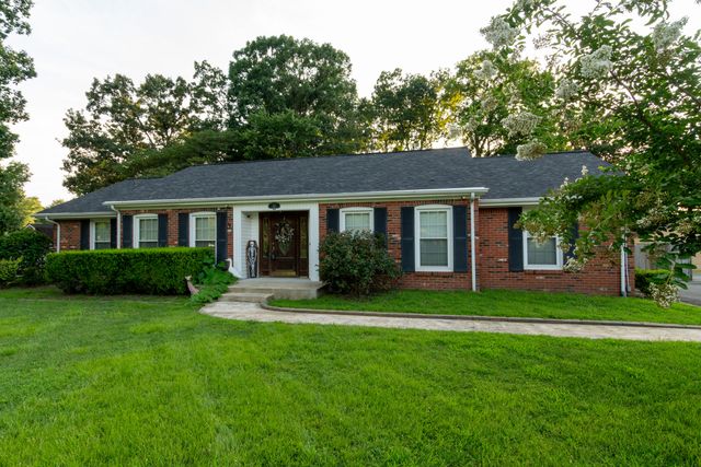 119 Nickell Heights Road, Paducah, KY 42003