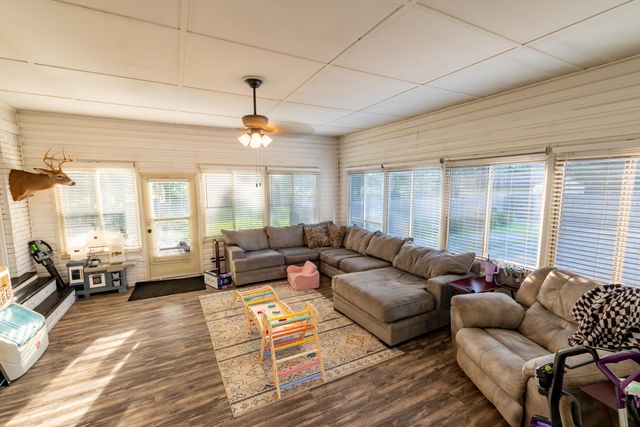 119 Nickell Heights Road, Paducah, KY 42003