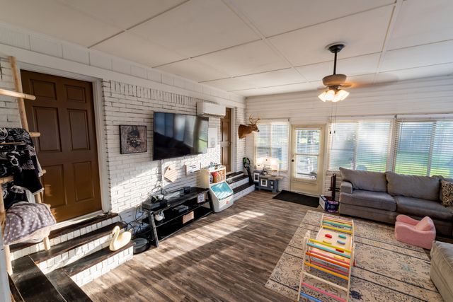 119 Nickell Heights Road, Paducah, KY 42003