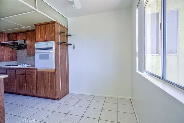 1301 S Atlantic 536C, Monterey Park, CA 91754
