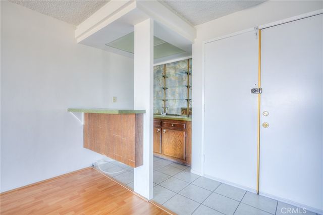 1301 S Atlantic 536C, Monterey Park, CA 91754