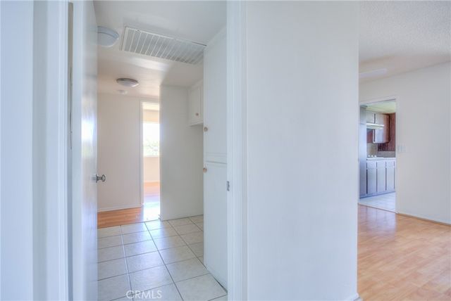1301 S Atlantic 536C, Monterey Park, CA 91754