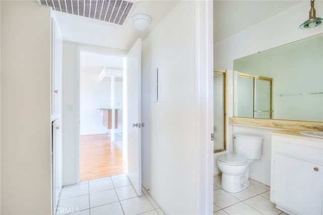 1301 S Atlantic 536C, Monterey Park, CA 91754